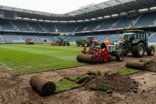 Wymiana murawy na Enea Stadionie w Poznaniu. Dlaczego trawa zniknie po raz trzeci?