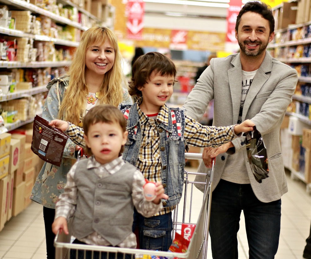 Gdzie zrobić zakupy w majówkę?