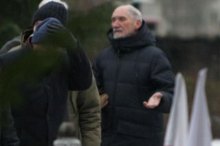 Macierewicz wciąż bez prawa jazdy