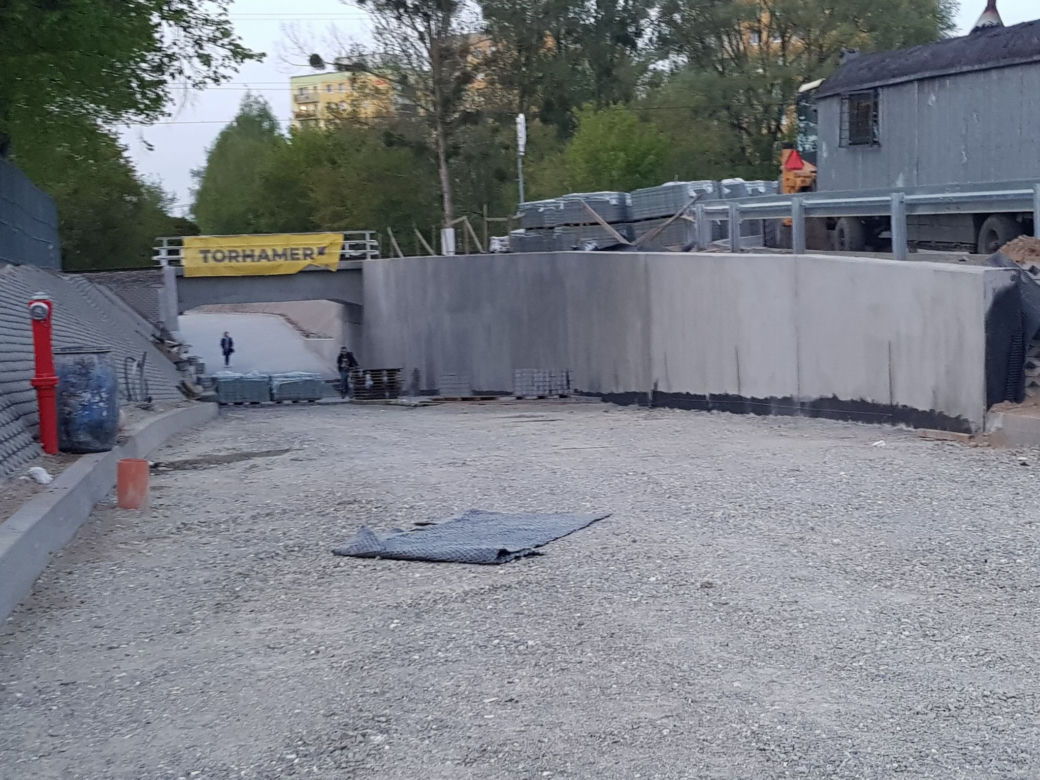 Olsztyn. W wakacje piesi i rowerzyści skorzystają z tunelu na ul. Jeziornej [ZDJĘCIA]