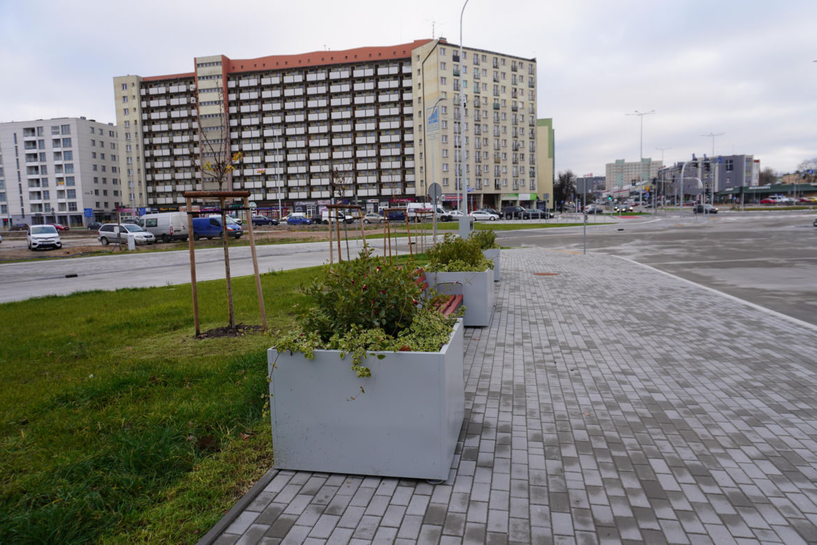 Prace przy dworcu w Białymstoku zmierzają ku końcowi. Zobacz jak wygląda teren obok dworca PKP [ZDJĘCIA]