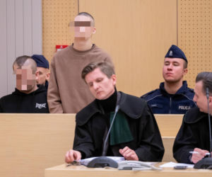 Przed Sądem Okręgowym w Poznaniu stanęli oskarżeni o porwanie i próbę zgwałcenia 16-latka