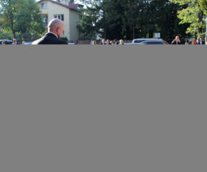 Korwin oddał córkę motocykliście