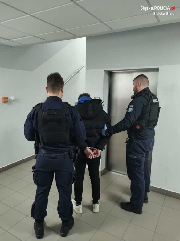 Nękali młodszego kolegę. Grozi im długa odsiadka