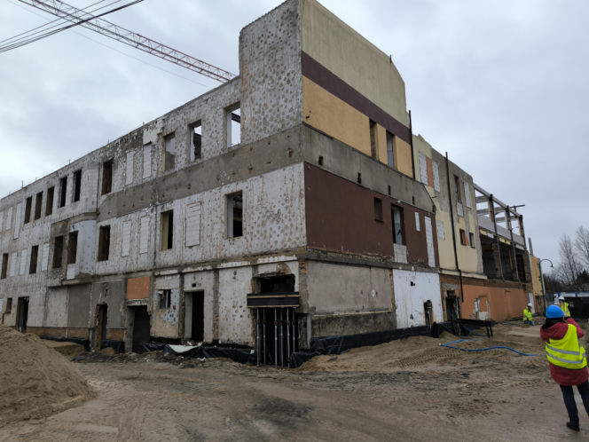 Modernizacja pływalni Akwawit w Lesznie