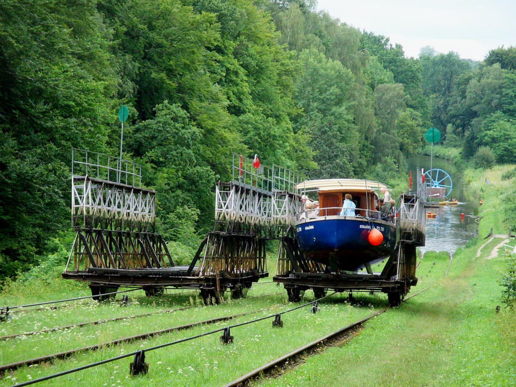 Tak wygląda najdziwniejszy system transportu w Europie. Kanał Elbląski doceniony przez Brytyjczyków