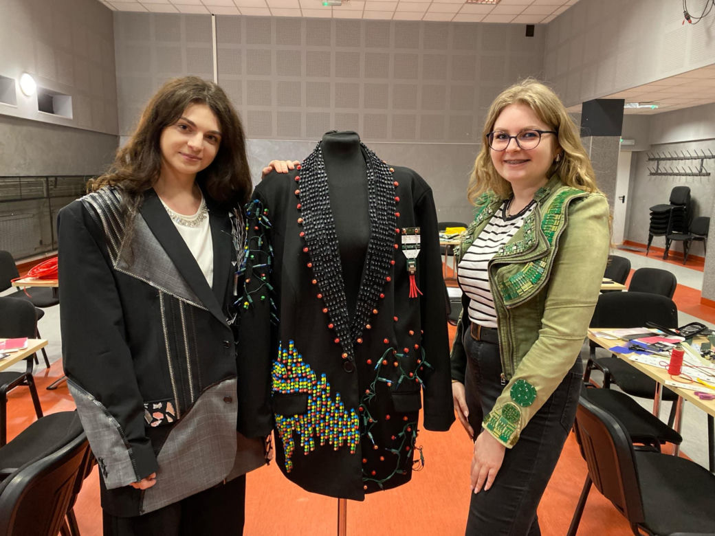 Szykowne śmieci – projekt „Moda na recykling” w gminie Mordy