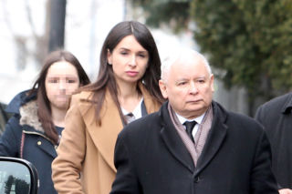 Czarny kot skradł show u Marty Kaczyńskiej. Stryj mógłby pochwalić