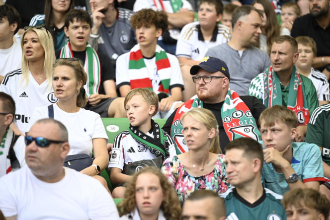 Legia Warszawa - Zagłębie Lubin: Zdjęcia kibiców