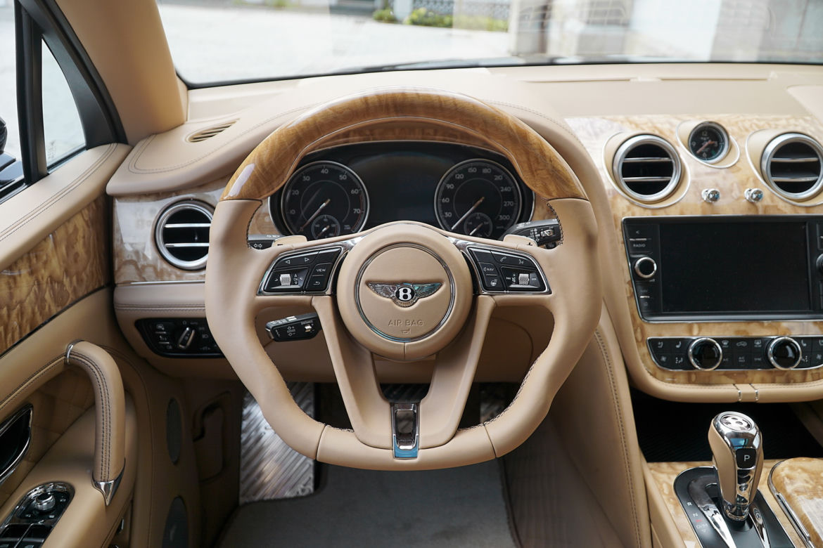 Mansory tuninguje Bentleya Bentaygę