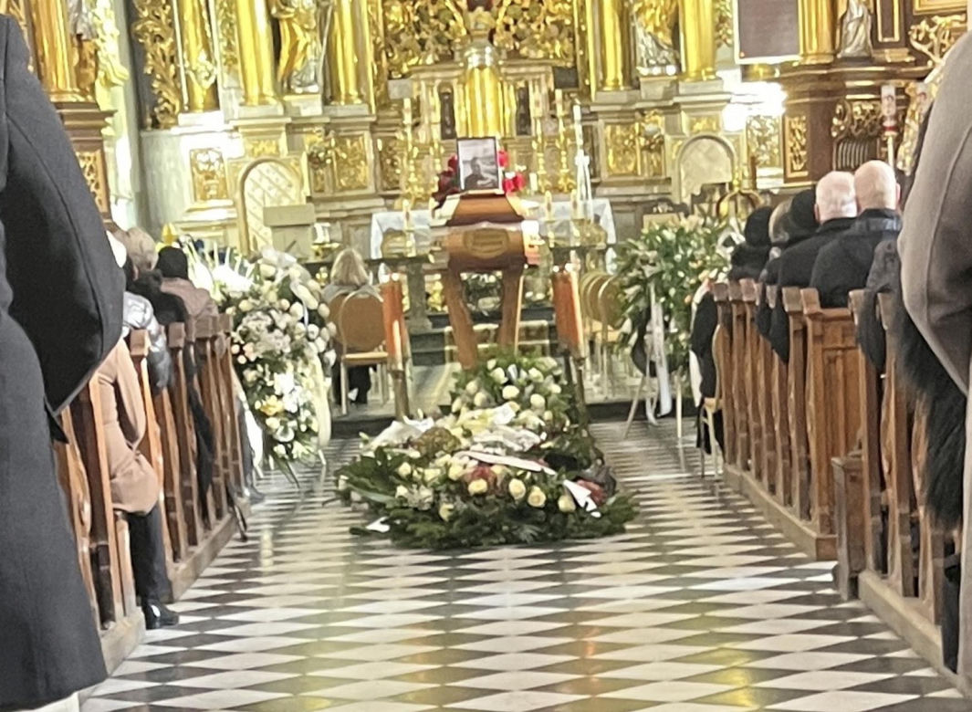 Pogrzeb braci, którzy zginęli w katastrofie śmigłowca pod Rzeszowem