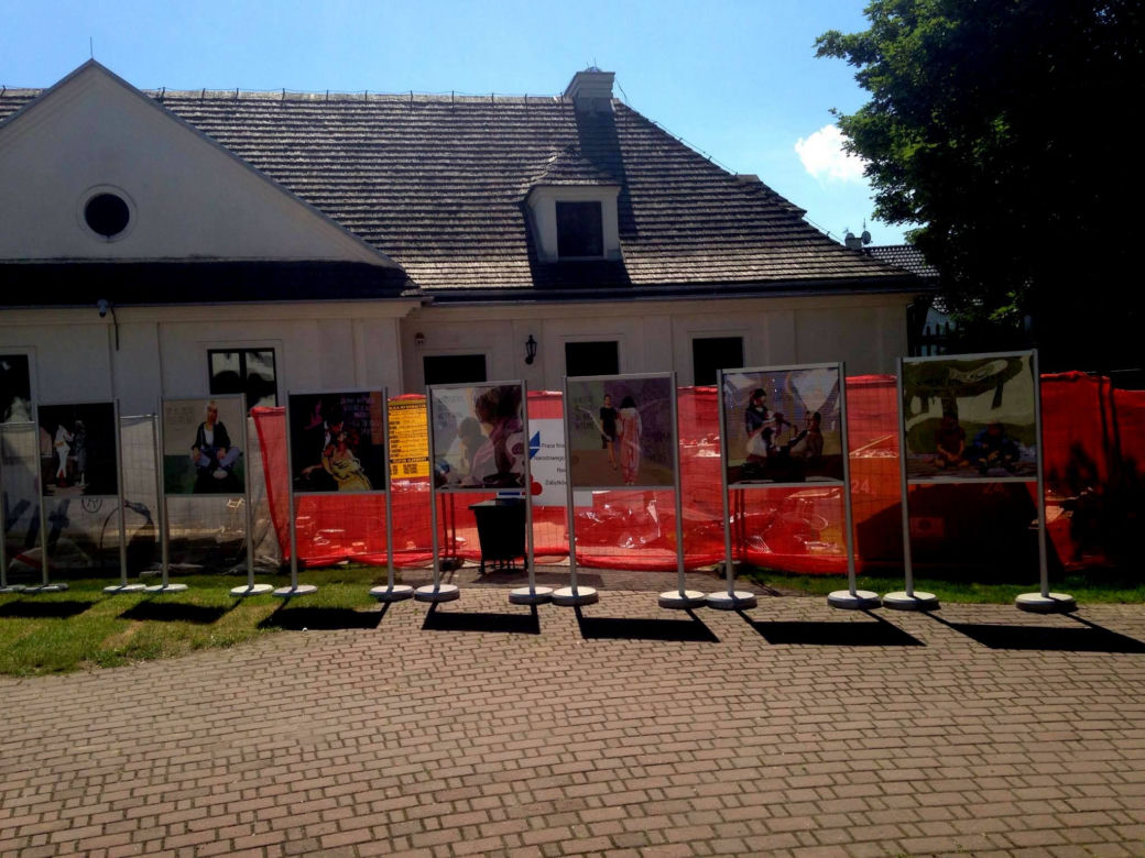 W Krakowie możecie obejrzeć galerię... memów! [ZDJĘCIA, AUDIO]