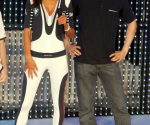 Robert Kubica w objęciach pięknej modelki