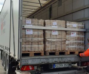 Niemiecka pomoc dla Ukraińców dotarła do Lublina [GALERIA]