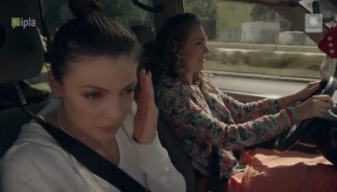 To nie koniec świata odc. 5. Anka Szostakowska (Karolina Gorczyca), Ula (Magdalena Lamparska)
