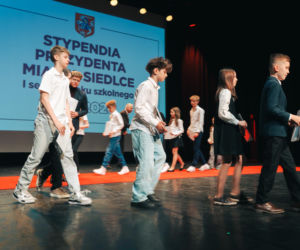 Najzdolniejsi uczniowie odebrali stypendia Prezydenta Miasta Siedlce