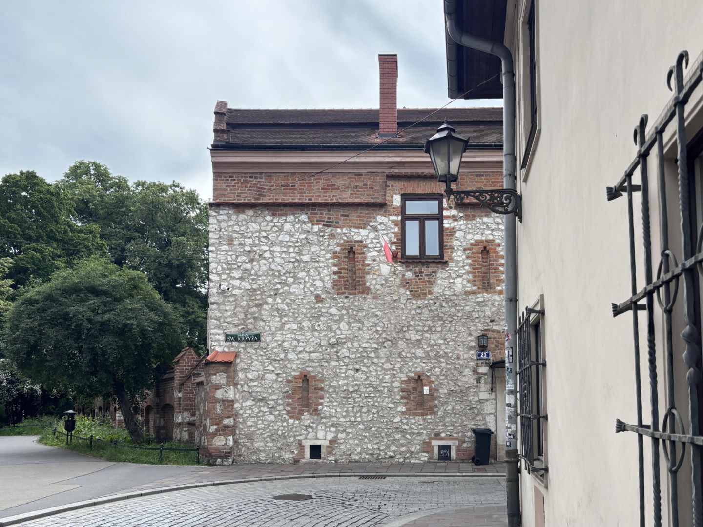 Najstarszy dom w Krakowie: ul. św. Krzyża 23