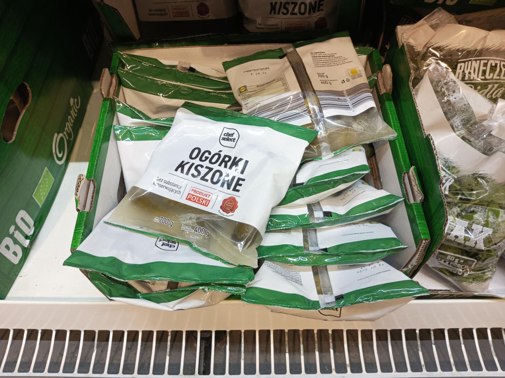 Porównaliśmy ceny w polskim i niemieckim markecie. Gdzie zarobimy tańsze zakupy na Wielkanoc? 