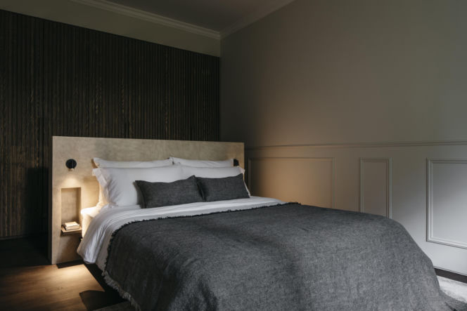 Nowoczesny apartament z patio - projekt Pupil Office