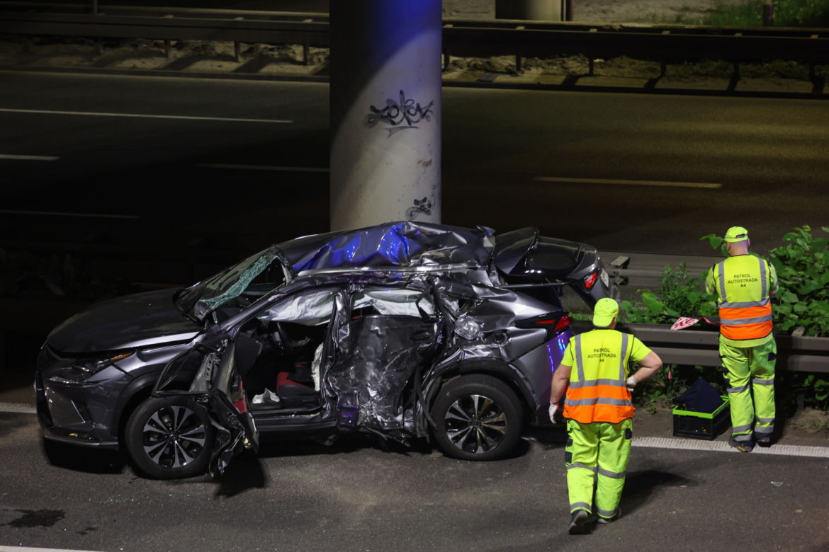 Tragiczny wypadek na autostradzie A4 w Katowicach. Zginął kierowca lexusa