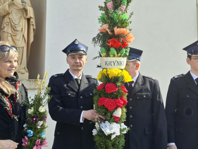 Niedziela Palmowa 2026 w gminie Brody. Barwna procesja i rekordowe palmy w Krynkach