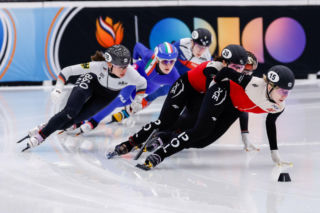 Łyżwiarstwo szybkie na Zimowych Igrzyskach 2026. Kto z Polaków ma szanse na medal? Daty i godziny startów panczenistów