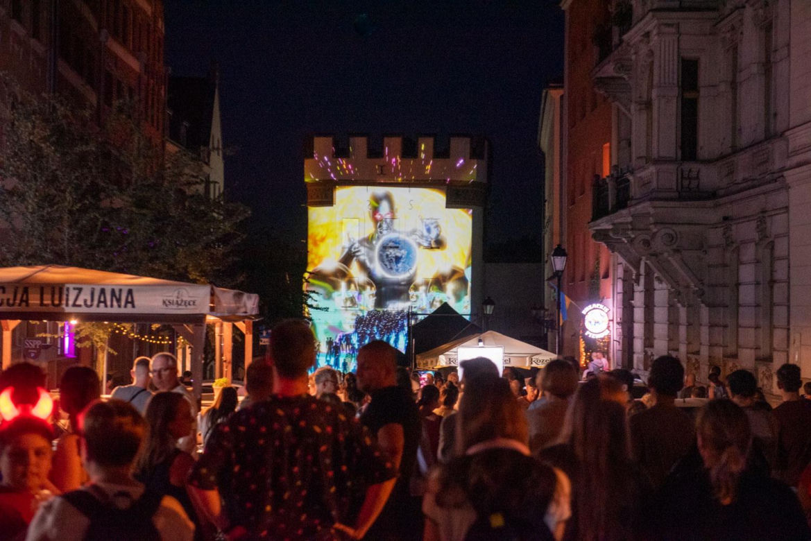 Pierwszy dzień Bella Skyway Festival 2023 w Toruniu. Zdjęcia z imprezy