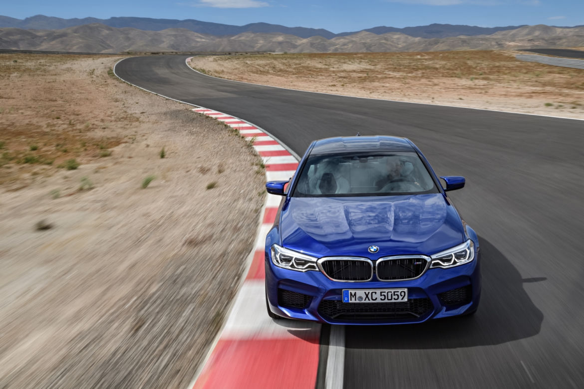 BMW M5 4.4 V8 biturbo M xDrive