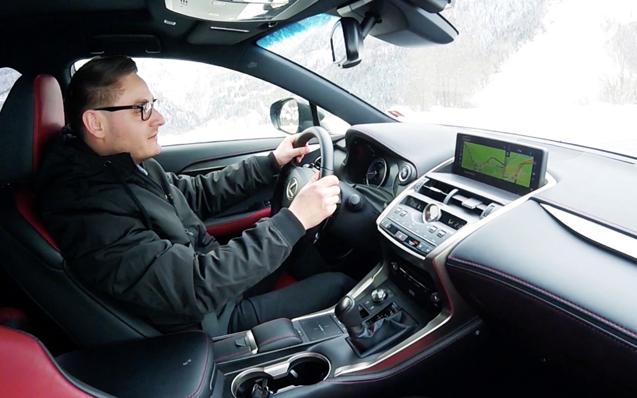 Lexus NX 300h F Sport