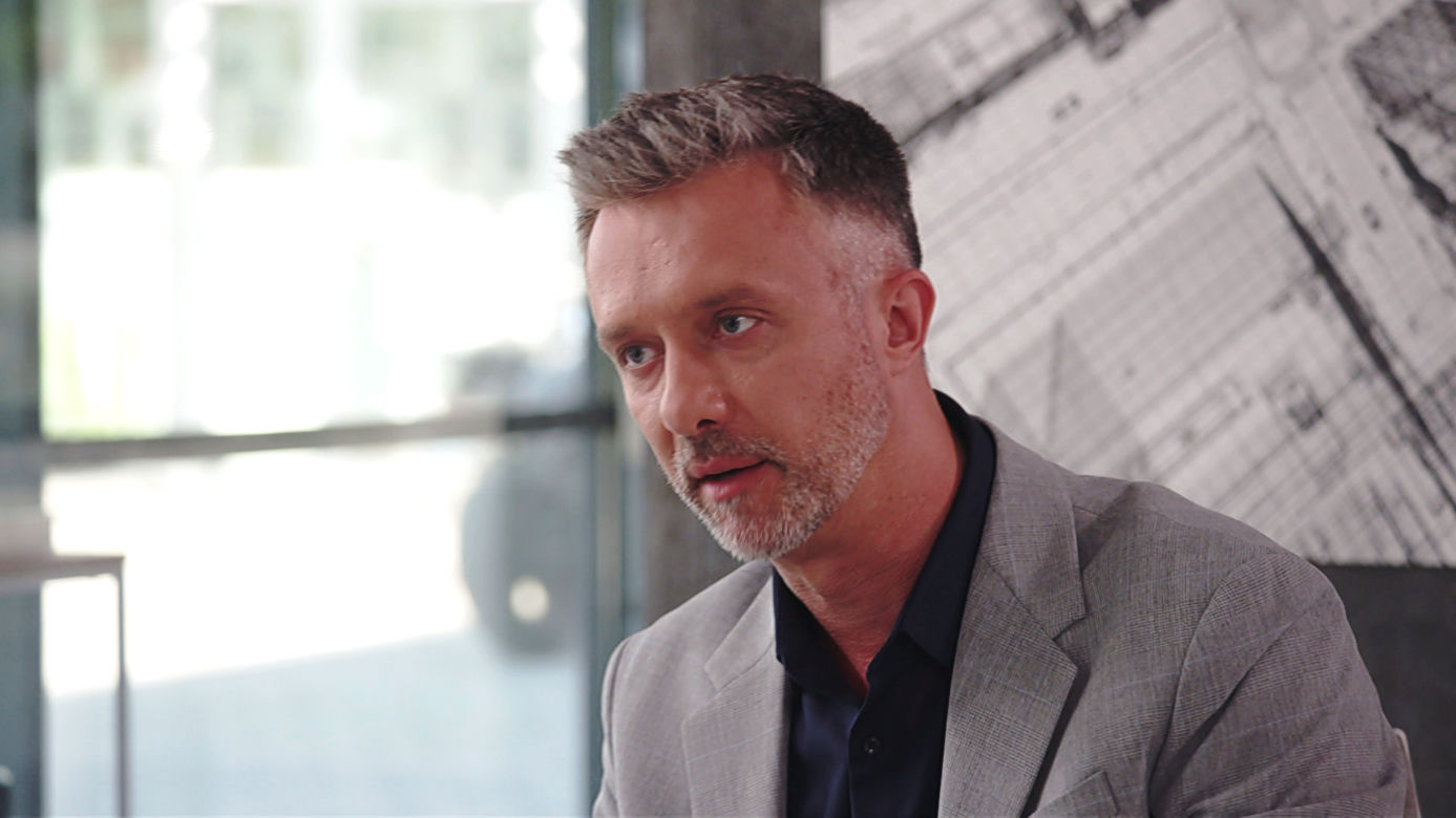Pierwsza miłość, odcinek 3330: Artur (Łukasz Płoszajski)