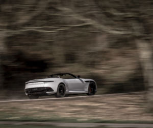 Aston Martin DBS Superleggera Volante