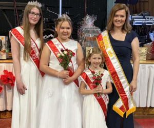 Natalia Juszczak poprowadzi Hewitt, NJ, podczas Parady Pułaskiego