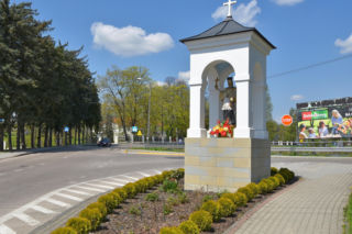 To miasto ma jeden z najpiękniejszych ratuszy w Małopolsce. Leży blisko najcieplejszego miejsca w województwie