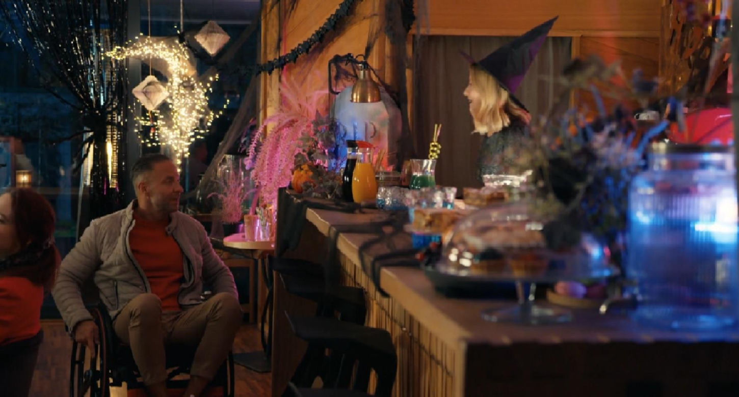 Barwy szczęścia, odcinek 3163. Sebastian (Marek Krupski), Dominika (Karolina Chapko)