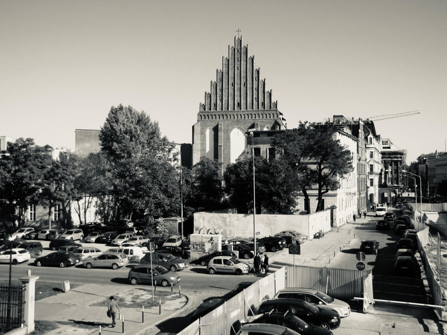 Modrzewskiej 6 we Wrocławiu