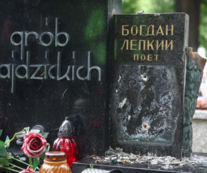 Ktoś zniszczył grób ukraińskiego pisarza. Policja szuka sprawcy