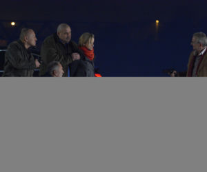 Pierwsza miłość. Krzyś (Mariusz Jakus), Romuś (Grzegorz Skrzecz), Karol Weksler (Karol Strasburger), Andrzej (Jerzy Bończak), Sabina (Urszula Dębska)