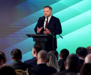 „To działanie na szkodę państwa”. Wiceminister Gołota ostro uderza w PiS za obronność