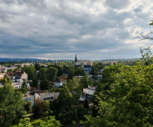 To jedno z najstarszych miast na Śląsku. Jest stolicą historycznej krainy