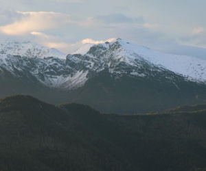 Widok na Tatry po opadach śniegu