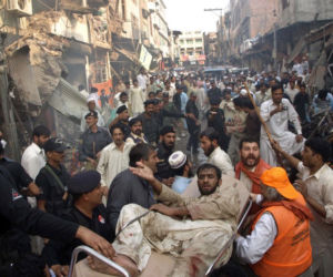 Krwawy zamach na targu w Pakistanie