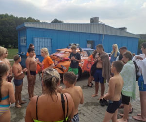 Patrol ESKA Summer City wybrał się na basen