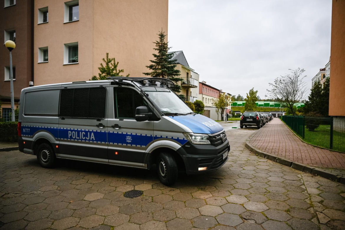 Poszukiwany ojciec zamordowanego Olusia może być uzbrojony. Dodatkowe środki bezpieczeństwa