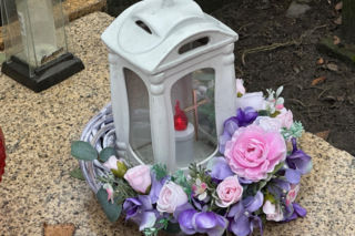 Tak wygląda grób Violetty Villas. Szok, co się na nim znalazło