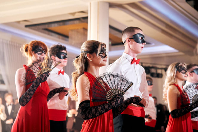 Studniówka siedleckiej Królówki 2026 - walc i polonez