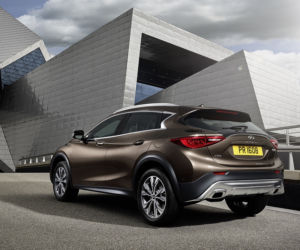 Infiniti QX30 