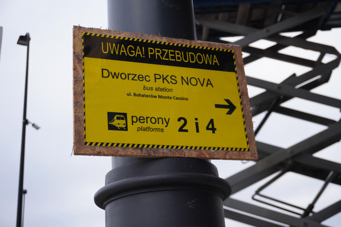 Prace przy dworcu w Białymstoku zmierzają ku końcowi. Zobacz jak wygląda teren obok dworca PKP [ZDJĘCIA]