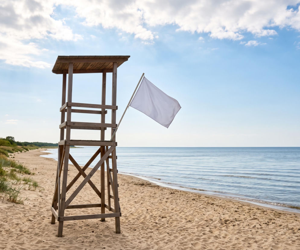 Sinice Mechelinki 17.07. Czy w Mechelinkach można się dzisiaj kąpać? Flaga, warunki pogodowe