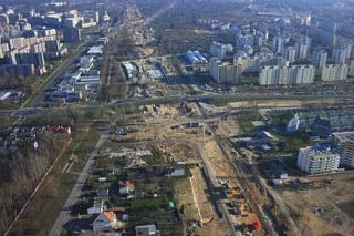 Łatwiej z dojazdem na Okęcie, ale nie tak od razu... 