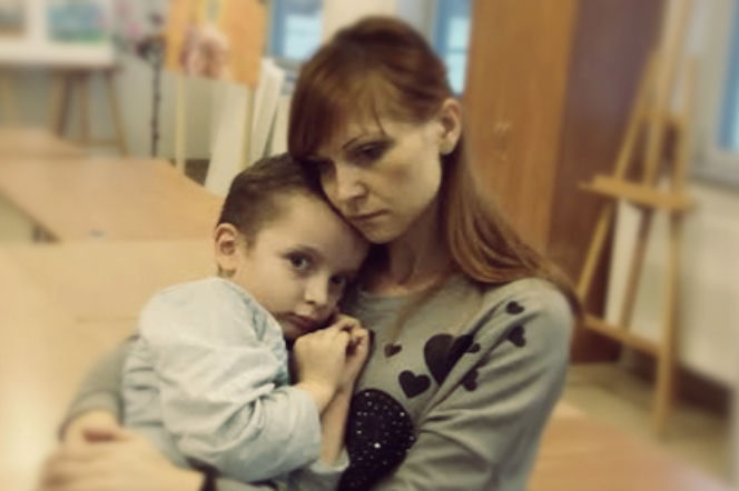 - Synku, błagam nie umieraj! Mama chorego Patryka woła o pomoc